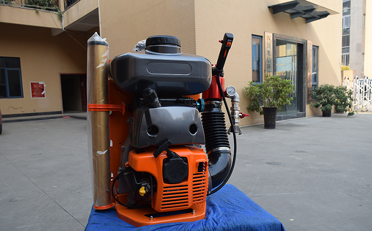 背負(fù)式風(fēng)力泡沫滅火裝置2.jpg 背負(fù)式風(fēng)力泡沫滅火裝置2.jpg